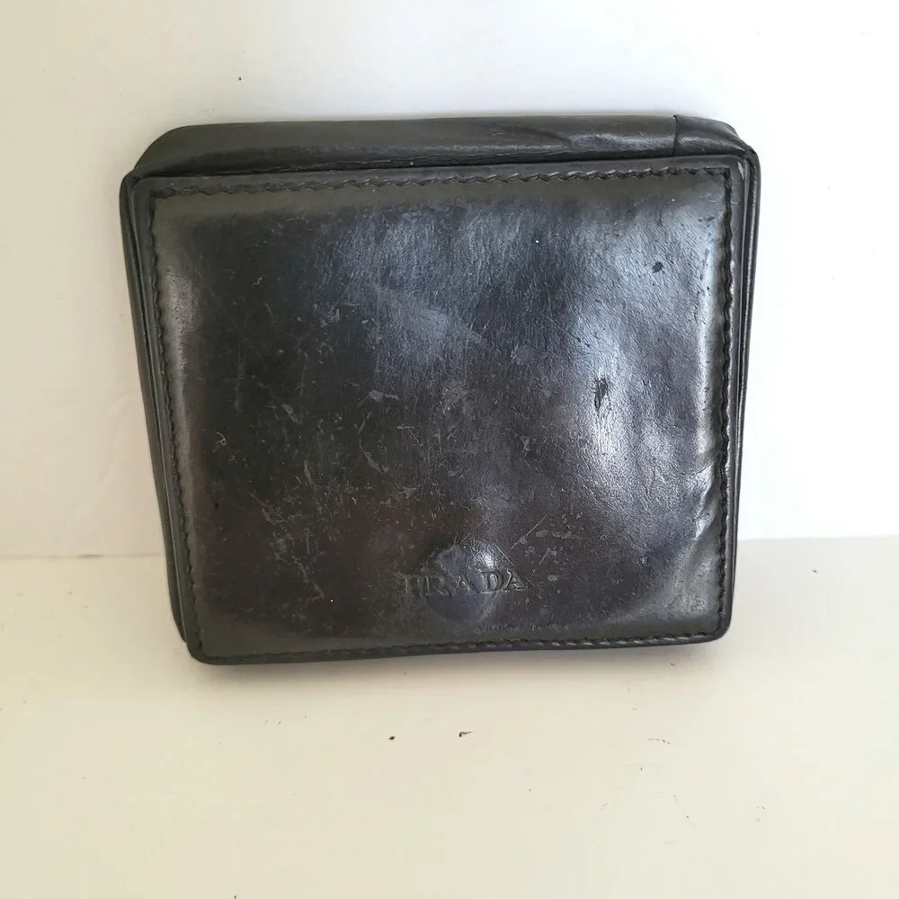 Prada Wallet Black Nero Coin Case Holder Pouch Leather Compact Mini Vintage Retr